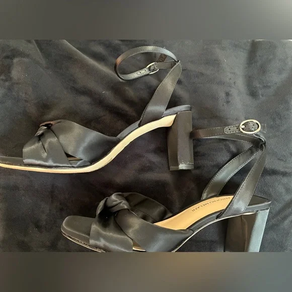 Antonio Milani Tess black satin knotted bow dress sandals Size 6.5 InBox - Picture 5 of 8